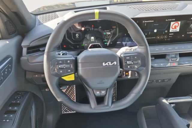 Kia EV9 (2026) thumbnail 14