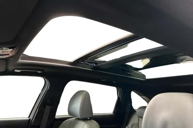 Kia Sorento (2024) thumbnail 11
