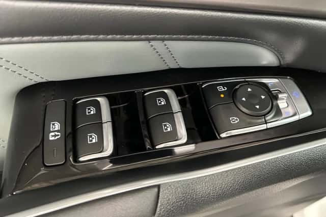 Kia Sorento (2024) thumbnail 14