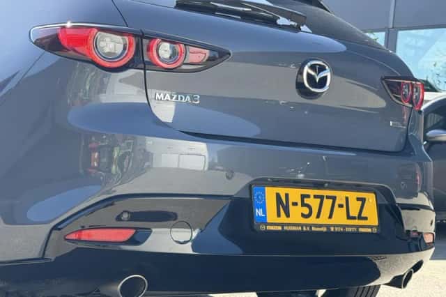 Mazda 3 (2020) thumbnail 11