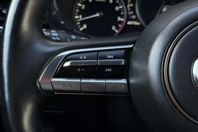 Mazda 3 (2020) thumbnail 23