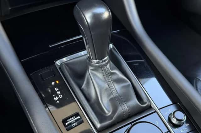 Mazda 3 (2020) thumbnail 32