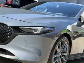 Mazda 3 (2020) thumbnail 8