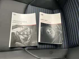 Toyota RAV4 (2023) thumbnail 30