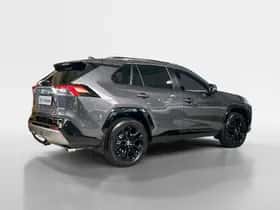 Toyota RAV4 (2023) thumbnail 5