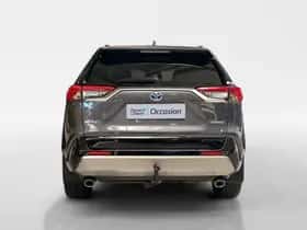 Toyota RAV4 (2023) thumbnail 6