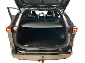 Toyota RAV4 (2023) thumbnail 10