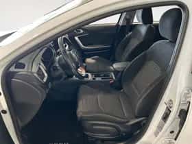 Kia Ceed Sportswagon (2022) thumbnail 23