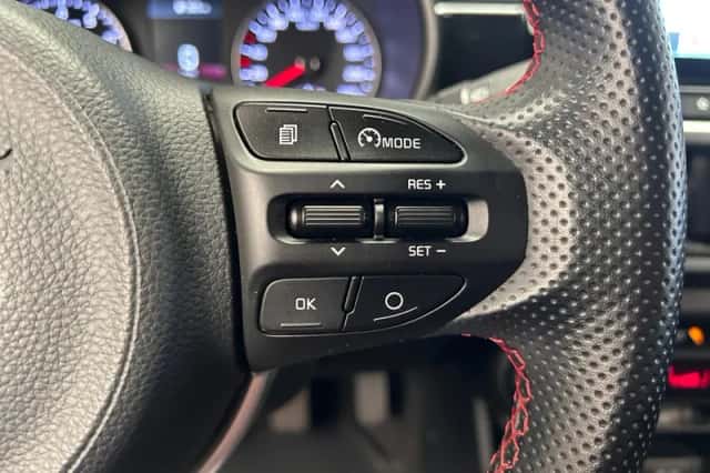 Kia Picanto (2021) thumbnail 14