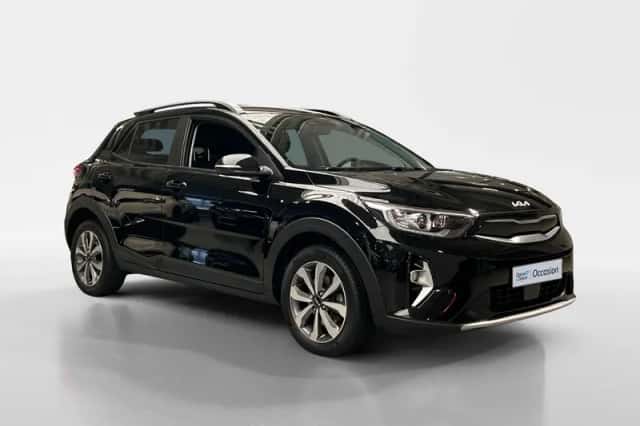 Kia Stonic (2021) thumbnail 3