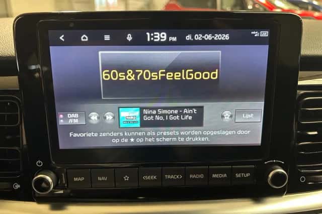 Kia Stonic (2021) thumbnail 21