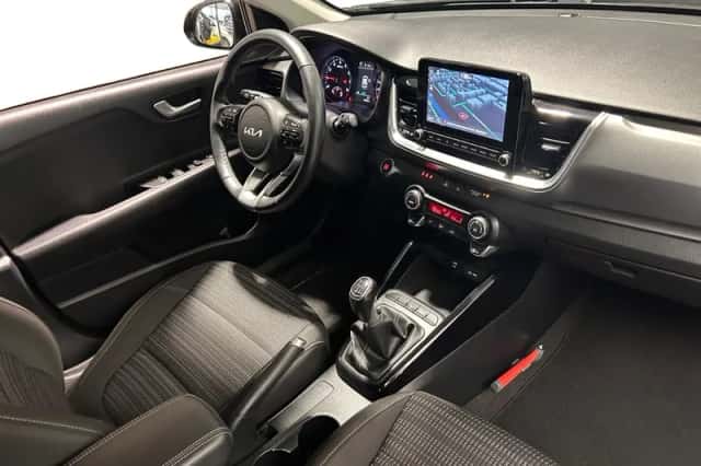 Kia Stonic (2021) thumbnail 28