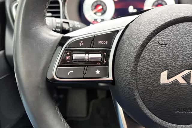 Kia Ceed Sportswagon (2024) thumbnail 11