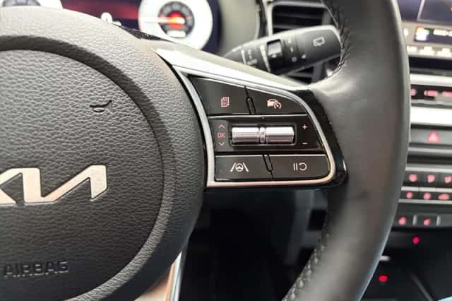 Kia Ceed Sportswagon (2024) thumbnail 12