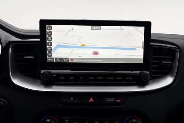 Kia Ceed Sportswagon (2024) thumbnail 16