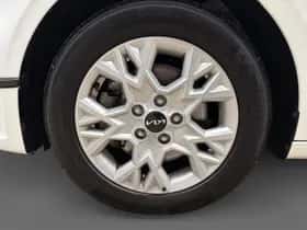 Kia Ceed Sportswagon (2024) thumbnail 9