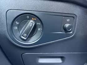 Volkswagen Tiguan (2021) thumbnail 15
