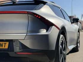 Kia EV6 (2022) thumbnail 12