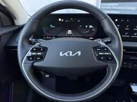 Kia EV6 (2022) thumbnail 15