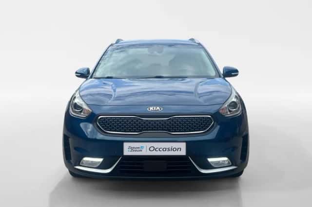 Kia Niro (2016) thumbnail 3