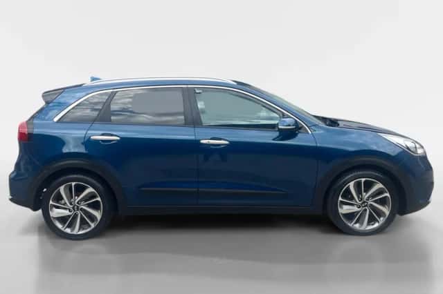 Kia Niro (2016) thumbnail 5