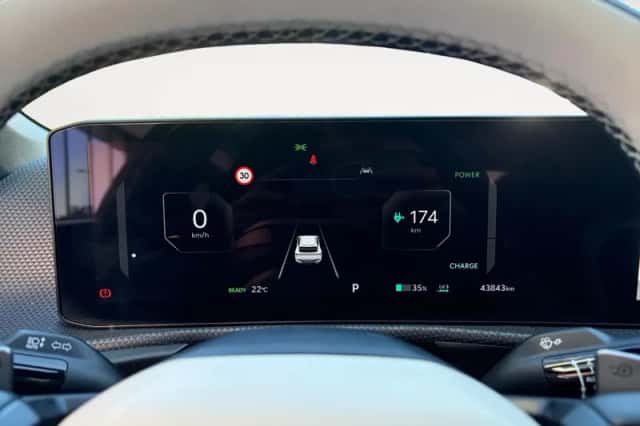 Kia EV6 (2024) thumbnail 18