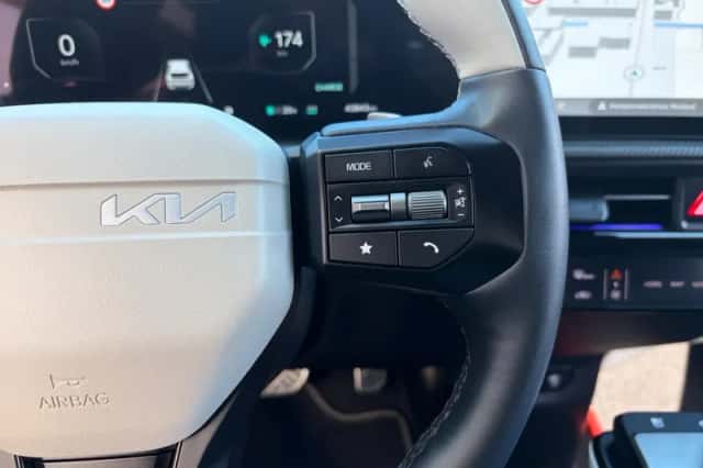 Kia EV6 (2024) thumbnail 19