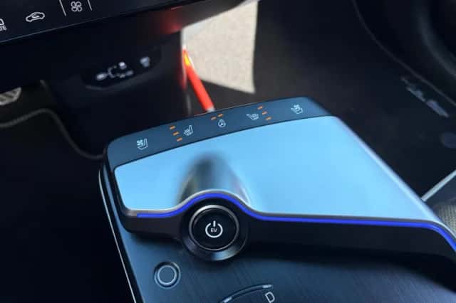 Kia EV6 (2024) thumbnail 27