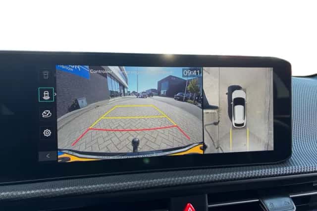 Kia EV6 (2024) thumbnail 37