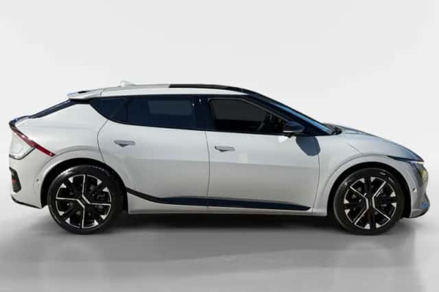 Kia EV6 (2024) thumbnail 6