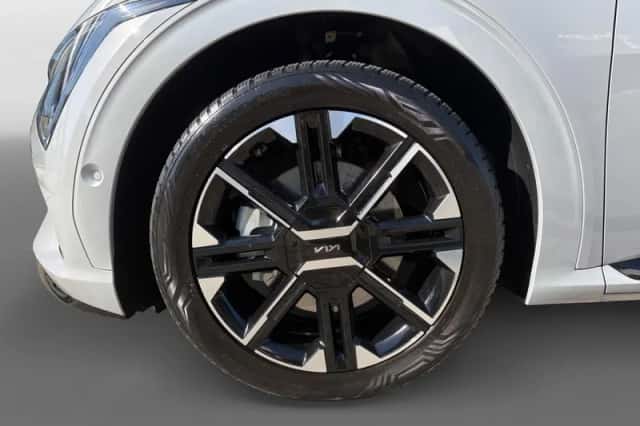 Kia EV6 (2024) thumbnail 8