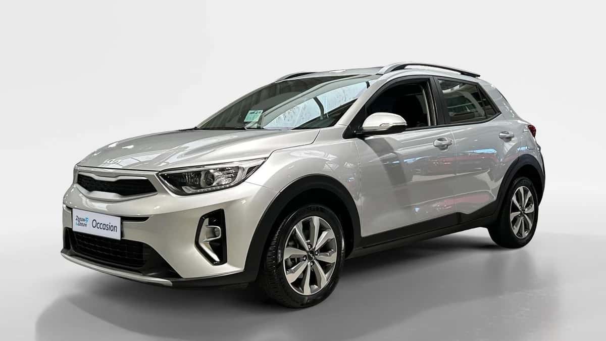 Kia Stonic (2023) — foto 1