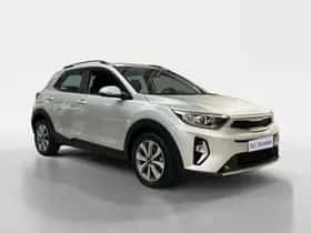 Kia Stonic (2023) thumbnail 3