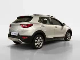 Kia Stonic (2023) thumbnail 5