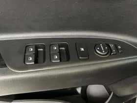 Kia Stonic (2023) thumbnail 10