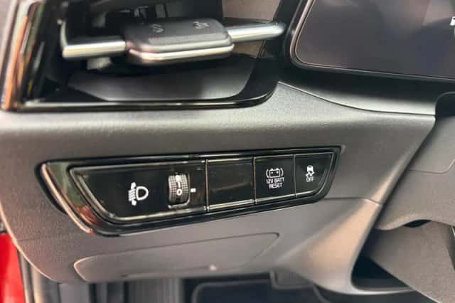 Kia Niro (2023) thumbnail 13