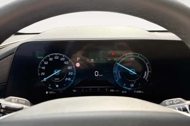 Kia Niro (2023) thumbnail 15