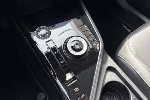 Kia Niro (2023) thumbnail 21