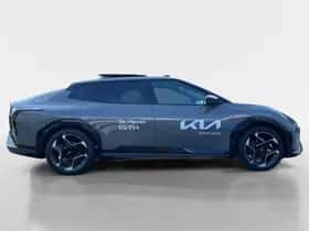 Kia EV4 (2026) thumbnail 4