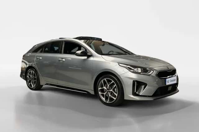 Kia Proceed (2021) thumbnail 3