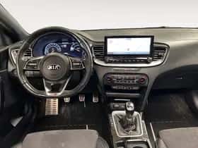 Kia Proceed (2021) thumbnail 28