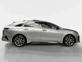 Kia Proceed (2021) thumbnail 4