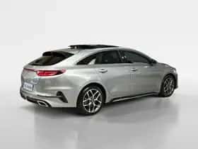 Kia Proceed (2021) thumbnail 5