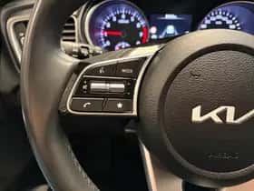 Kia Ceed Sportswagon (2024) thumbnail 11
