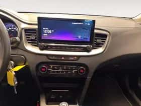 Kia Ceed Sportswagon (2024) thumbnail 18