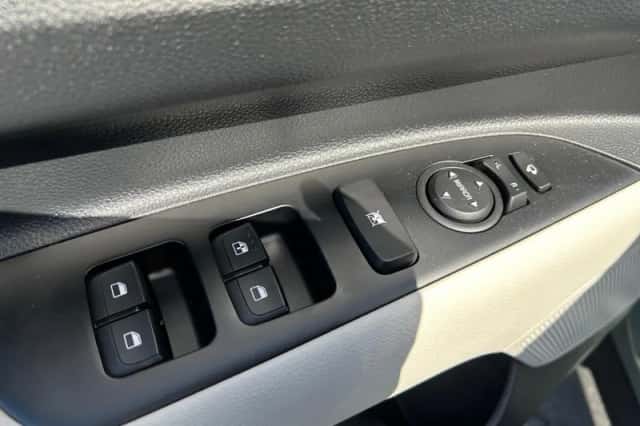 Kia Stonic (2026) thumbnail 23