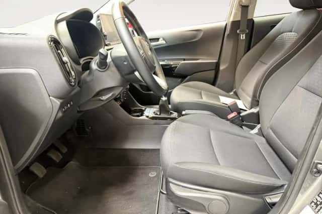 Kia Picanto (2023) thumbnail 5