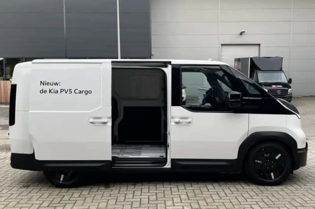 Kia PV5 (2026) thumbnail 15