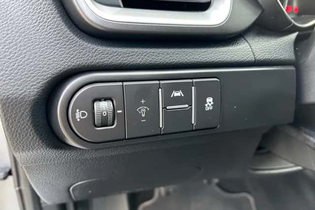 Kia Ceed Sportswagon (2024) thumbnail 13
