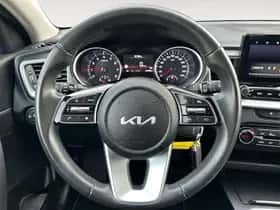 Kia Ceed Sportswagon (2024) thumbnail 17